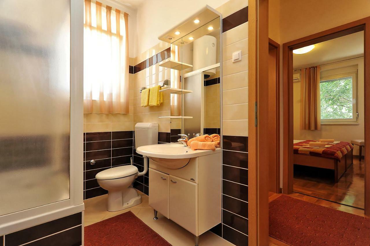 Villa Fontana 2 Sukošan Екстериор снимка