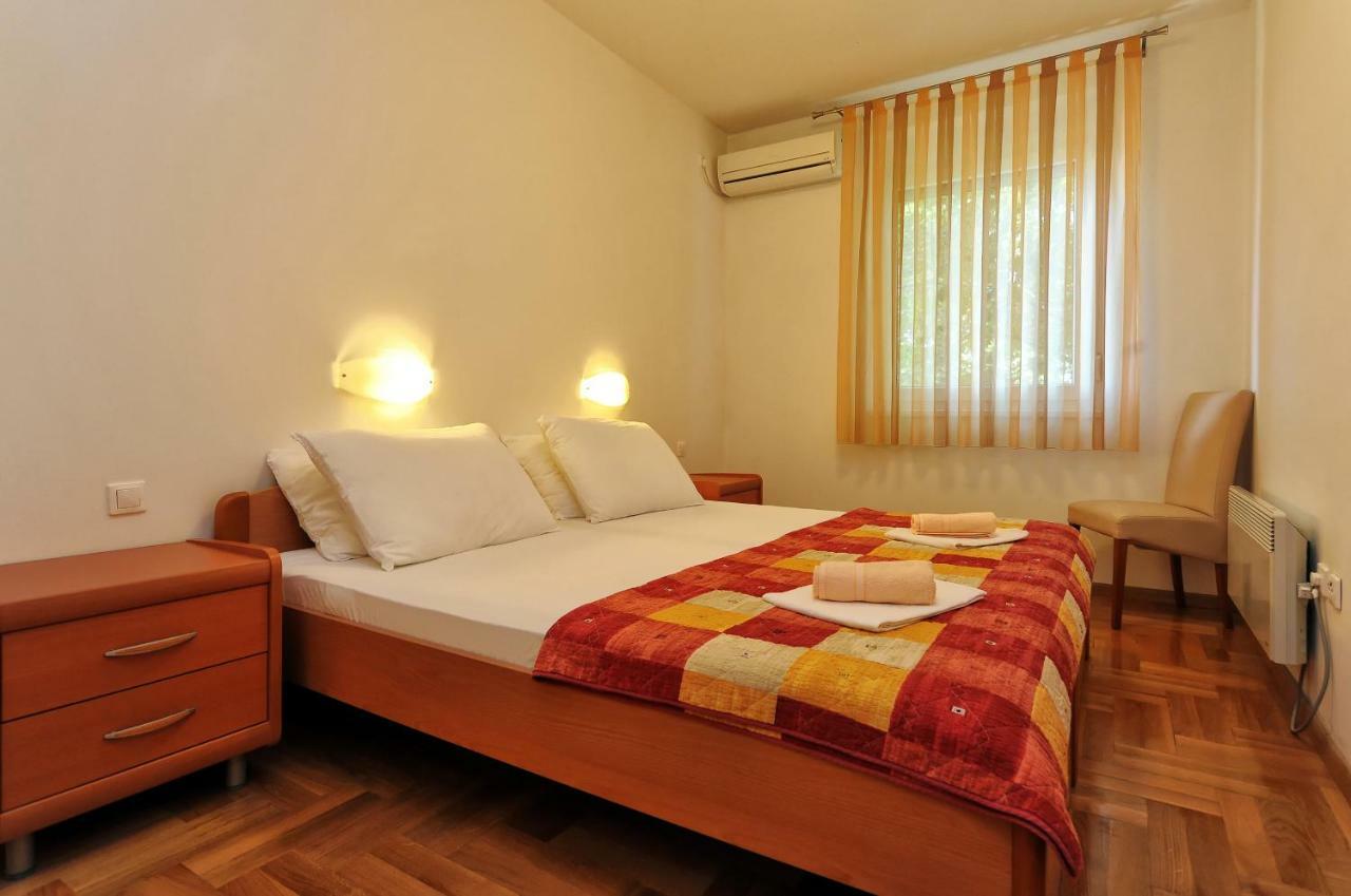 Villa Fontana 2 Sukošan Екстериор снимка